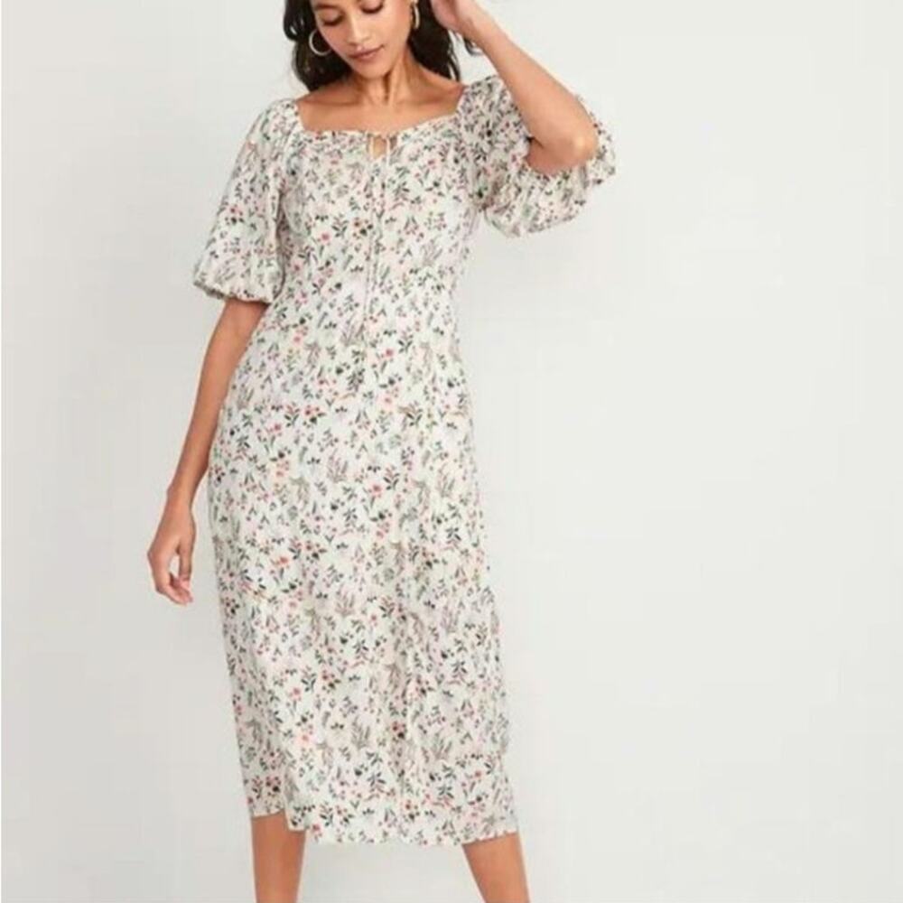 Old Navy Puff-Sleeve Floral-Print Pintucked Smocked Midi Swing Dress Petite XS